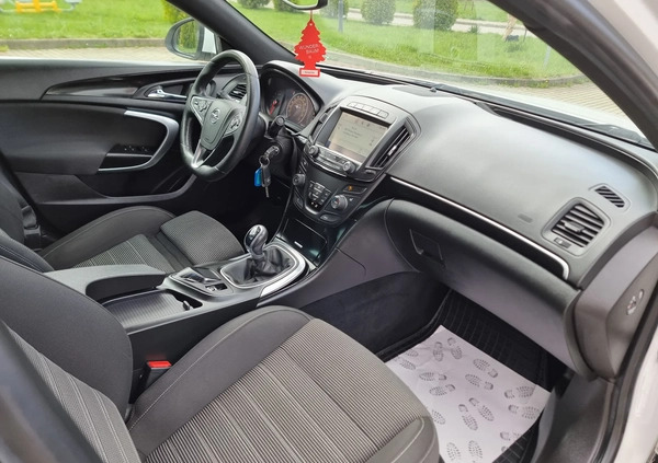 Opel Insignia cena 45900 przebieg: 154000, rok produkcji 2015 z Dobiegniew małe 497